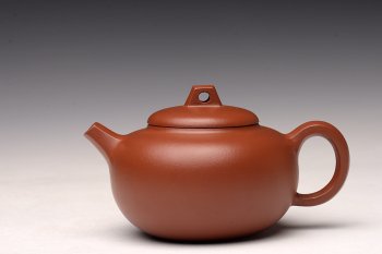 紫砂壶图片：唐文老师新作 优质朱泥 六方圆珠 ~次品率大:( - 宜兴紫砂壶网