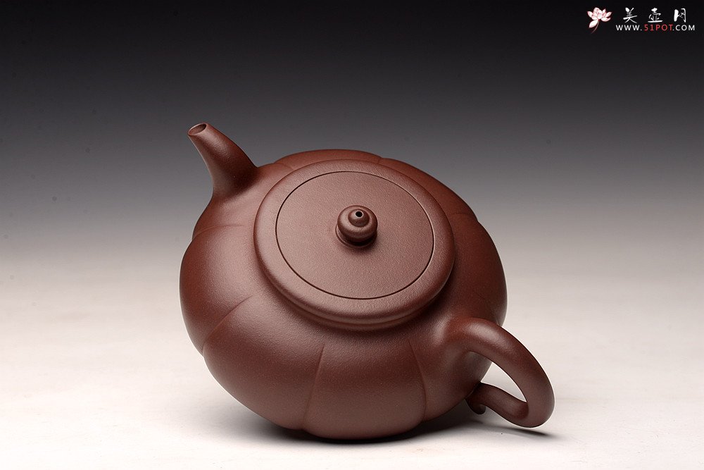 紫砂壶图片：陈进丙申初夏全手新作 筋囊器型 难度之大 端庄优雅 秋蕾 - 宜兴紫砂壶网
