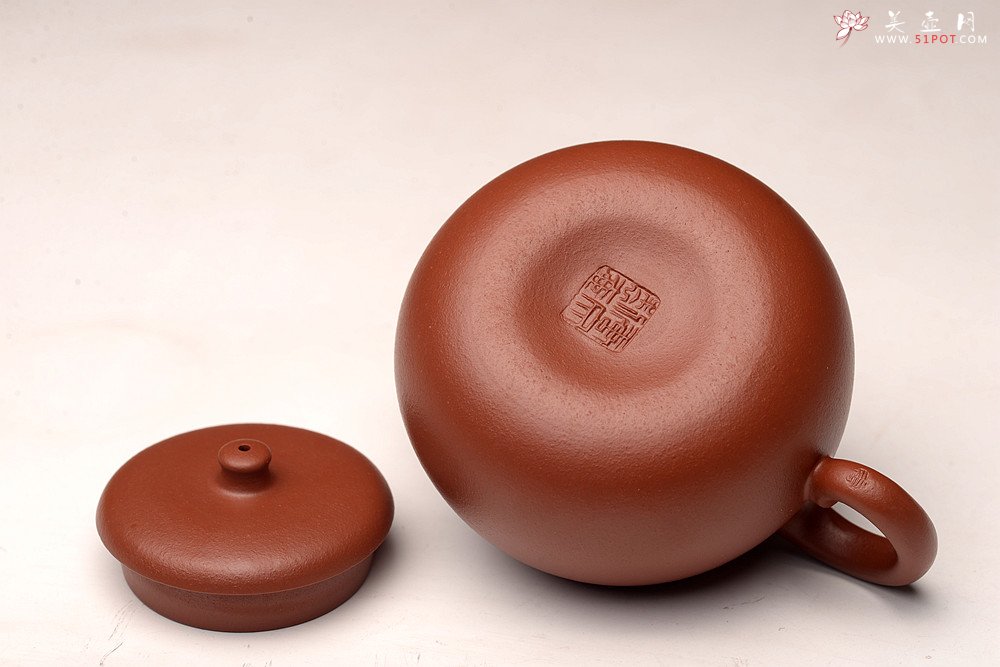 紫砂壶图片：唐文丙申夏新作 婉亭 红艳可人 游心堂主人装饰 - 宜兴紫砂壶网
