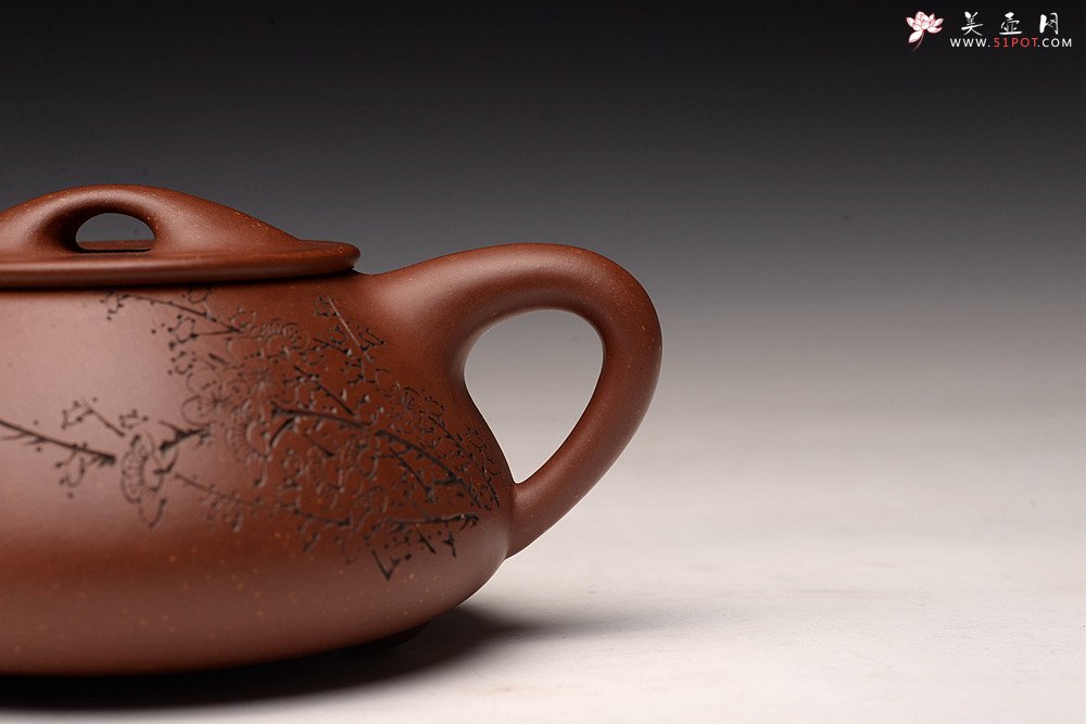 紫砂壶图片：吴杰全手新作 气势饱满 陆轶舟装饰 双刀老辣 精致耐品~ 梅花满瓢 致敬景舟 - 宜兴紫砂壶网