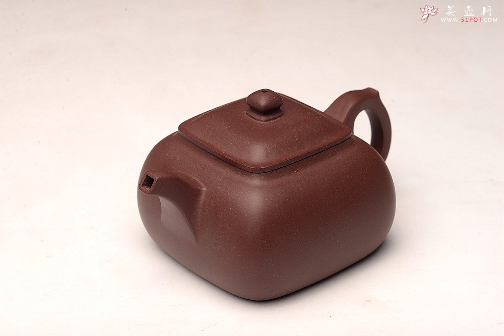 紫砂壶图片：马建鹏作品 美壶特惠 全手坦然 造型大方 - 宜兴紫砂壶网