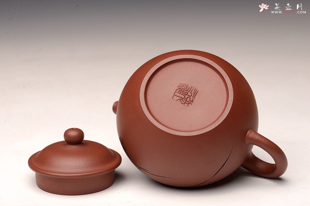 紫砂壶图片：张云熙丙申新作  线条流畅 精气神 掇只  - 宜兴紫砂壶网