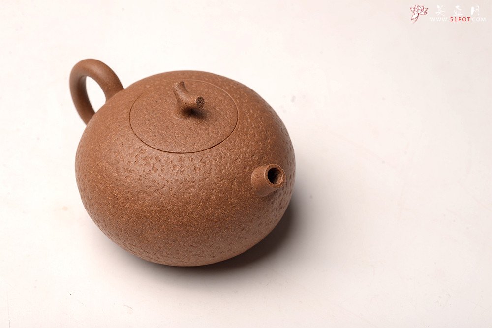 紫砂壶图片：储亚全手小品 优质老段泥 颇具玩味 小桔子 - 宜兴紫砂壶网