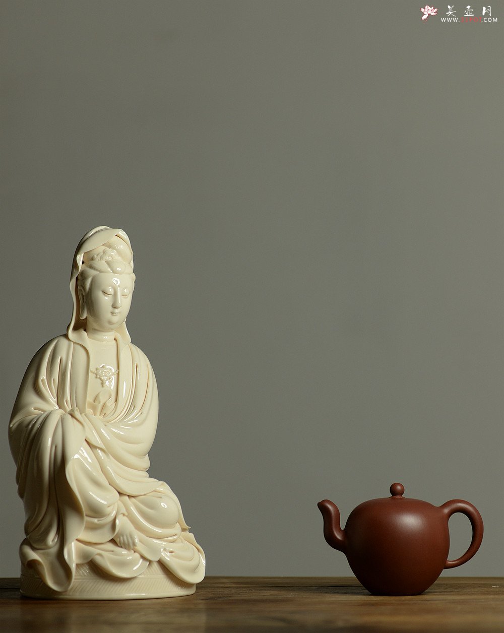 紫砂壶图片：徐正涛丙申夏全手新作 珠圆玉润  精工之作 美人肩 优质底槽青  - 宜兴紫砂壶网