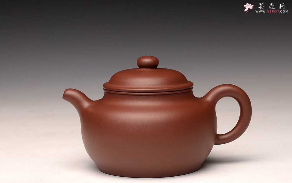 紫砂壶图片：周路健全手新作 传统实用 做工精致 高旭峰款大扁掇只 雄厚大气 - 宜兴紫砂壶网
