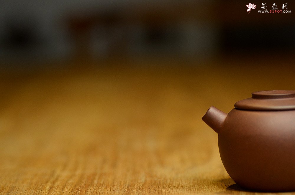 紫砂壶图片：美壶特惠 茶人最爱 古朴小品 实用小巨轮~紫泥 段泥一对 - 宜兴紫砂壶网