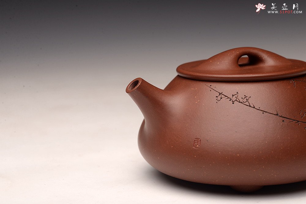 紫砂壶图片：吴杰全手新作 气势饱满 陆轶舟装饰 双刀老辣 精致耐品~ 梅花满瓢 致敬景舟 - 宜兴紫砂壶网