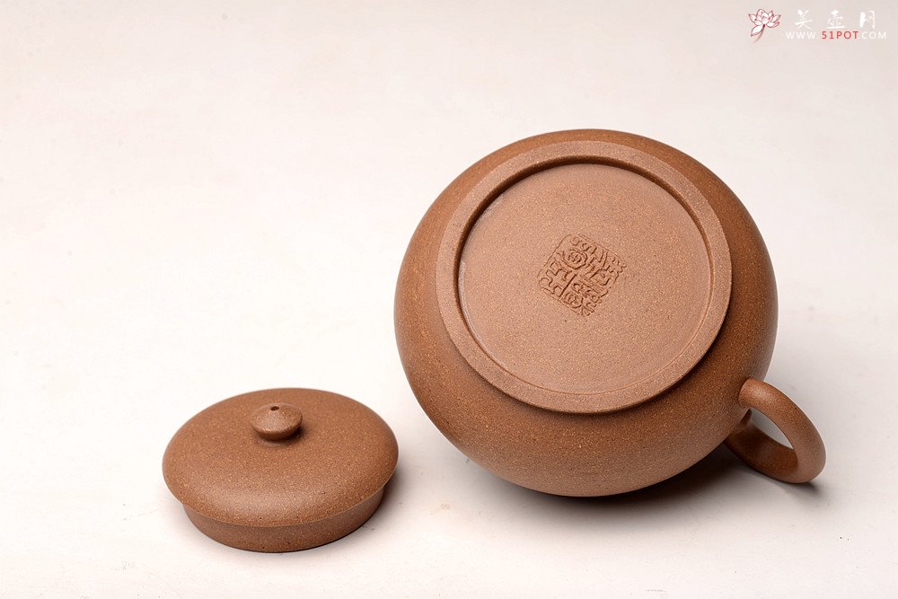 紫砂壶图片：储亚全手明式小品 优质老段泥 文气玩味 如意如意如我心意 - 宜兴紫砂壶网