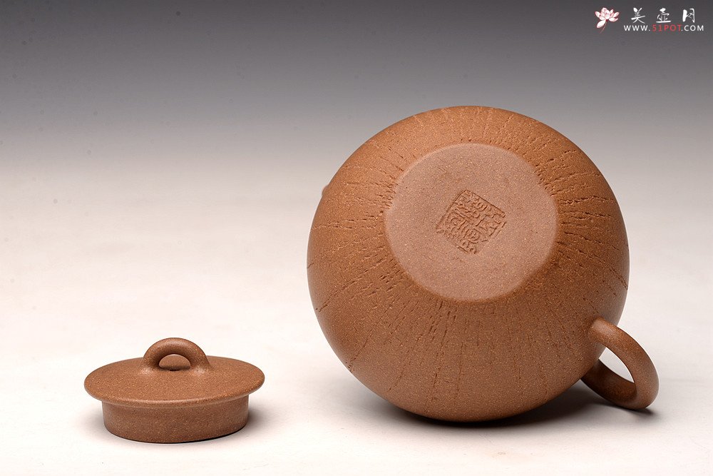 紫砂壶图片：储亚全手新作 饱满小可爱 优质老段泥  颇具玩味 年轮 - 宜兴紫砂壶网