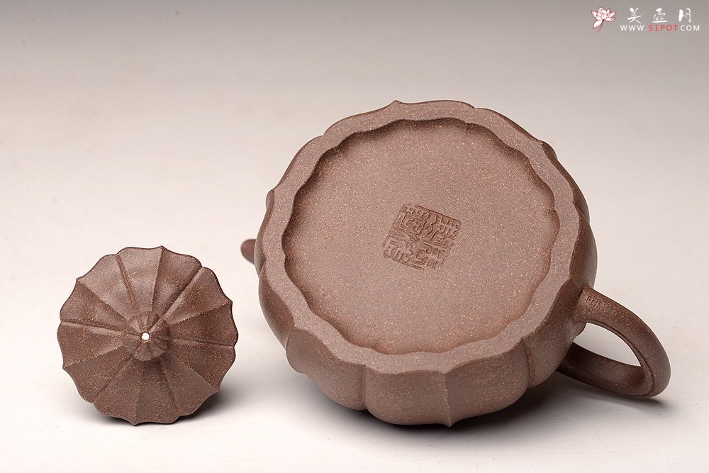 紫砂壶图片：周斌丙申夏全手新作 文气素雅  筋囊器 伴月 - 宜兴紫砂壶网