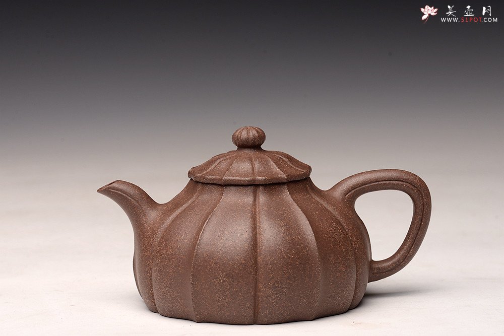 紫砂壶图片：周斌丙申夏全手新作 文气素雅  筋囊器 伴月 - 宜兴紫砂壶网