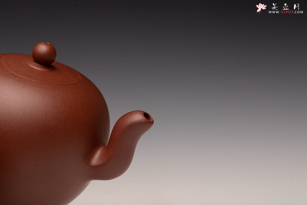 紫砂壶图片：徐正涛丙申夏全手新作 珠圆玉润  精工之作 美人肩 优质底槽青  - 宜兴紫砂壶网