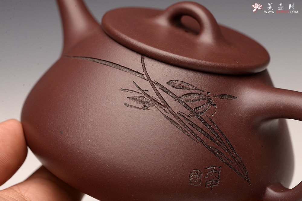 紫砂壶图片：梅骨兰香 全手子冶石瓢 骨肉均挺之精品 - 宜兴紫砂壶网
