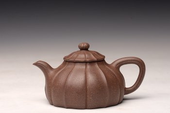 紫砂壶图片：周斌丙申夏全手新作 文气素雅  筋囊器 伴月 - 宜兴紫砂壶网