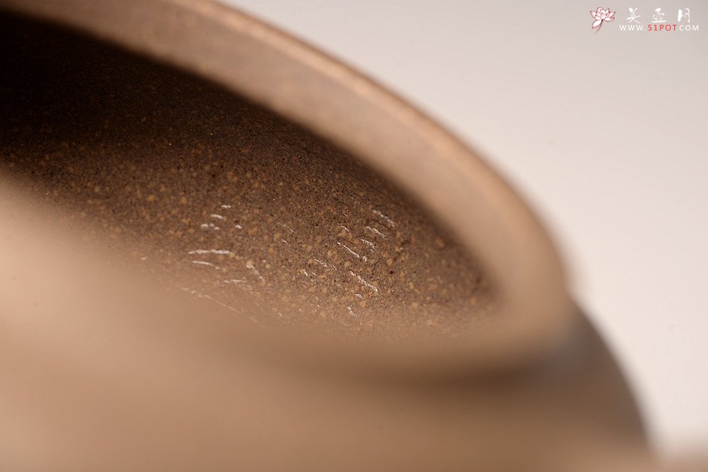 紫砂壶图片：周路健全手新作 过桥扁腹 大口小品实用 陆轶舟装饰 - 宜兴紫砂壶网