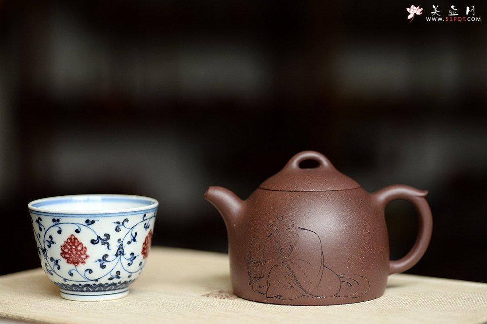 紫砂壶图片：文人作品 全手矮秦权 游心堂装饰  传统经典 - 宜兴紫砂壶网