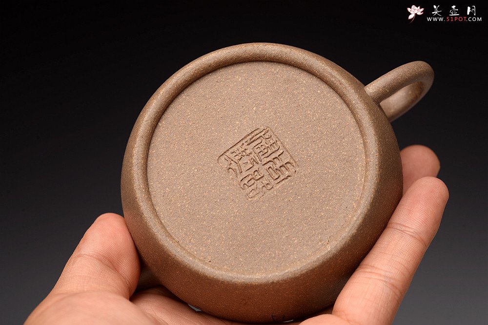 紫砂壶图片：周路健全手新作 过桥扁腹 大口小品实用 陆轶舟装饰 - 宜兴紫砂壶网