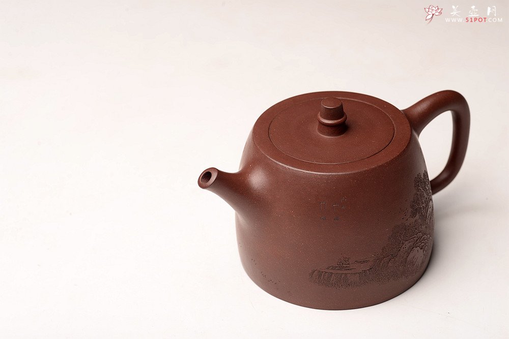 紫砂壶图片：通景山水 丰润挺拔  优质地槽青 全手大汉铎 - 宜兴紫砂壶网