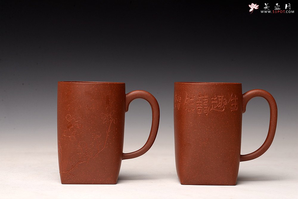 紫砂壶图片：詹黎明制盘 高路老师精刻 天地方圆杯~文房主人杯   - 宜兴紫砂壶网