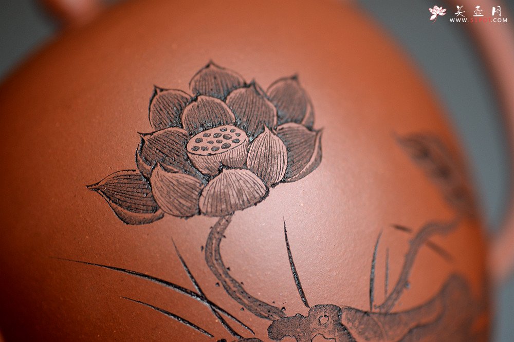 紫砂壶图片：钱建荷丙申初夏新品 亭亭玉立 线条优美  全手美人肩 - 宜兴紫砂壶网