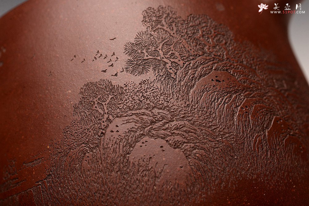 紫砂壶图片：通景山水 丰润挺拔  优质地槽青 全手大汉铎 - 宜兴紫砂壶网