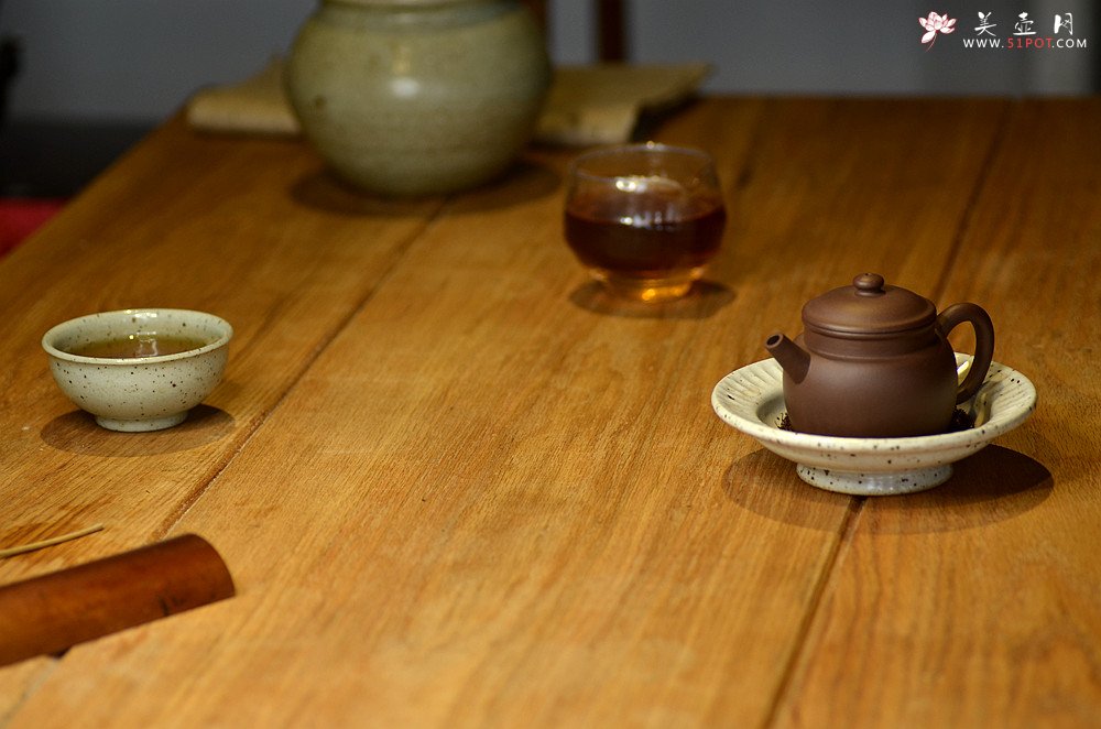 紫砂壶图片：美壶特惠 玩味巨轮 茶人最爱 泓渝山房新品  - 宜兴紫砂壶网