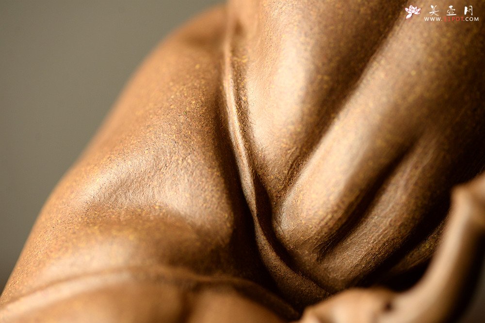 紫砂壶图片：林秀明丙申夏全手原创 摹竹韵寓隐逸之风 隐逸二式 养怡之福可得永年 - 宜兴紫砂壶网