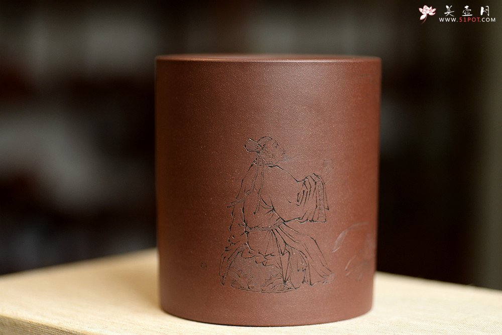 紫砂壶图片：游心堂主人精刻笔筒 刀法细腻 文房雅器 罗汉/玄奘西行 - 宜兴紫砂壶网
