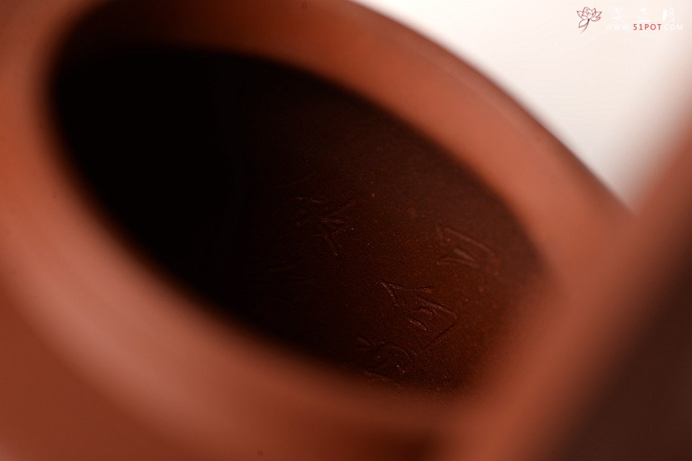 紫砂壶图片：詹黎明丙申秋全手新作 贤提 颇具难度 高路精刻 挺拔 - 宜兴紫砂壶网