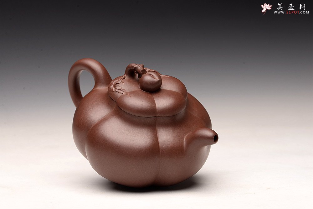 紫砂壶图片：酒虎丙申夏精心之作 大气磅礴 全手工上合桃 做工精致 高峻挺拔 - 宜兴紫砂壶网