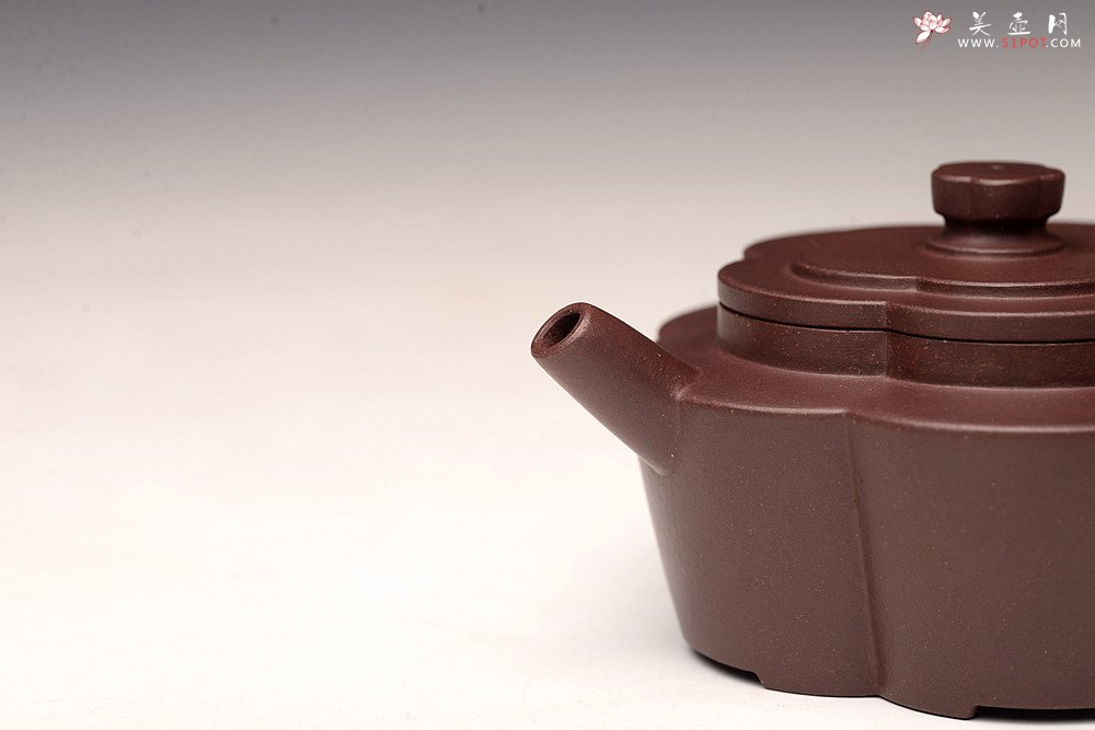 紫砂壶图片：酒虎丙申秋全手新作  梅花周盘 摹古之作 颇具难度 精工 仅此一件 - 宜兴紫砂壶网