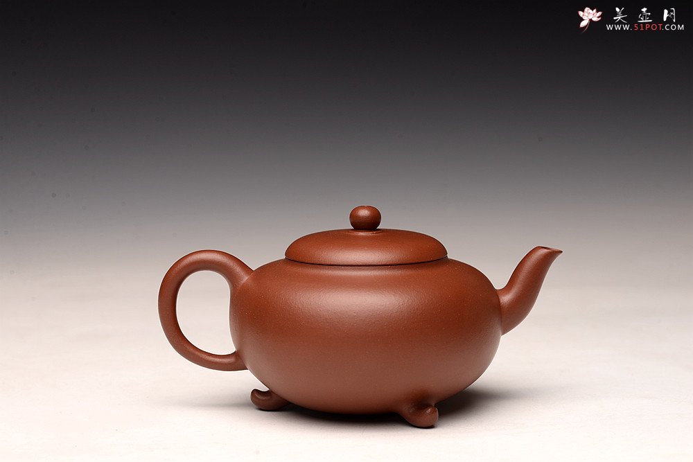 紫砂壶图片：王薇丙申秋全手新作 三足水平 线条流畅 做工精致 - 宜兴紫砂壶网