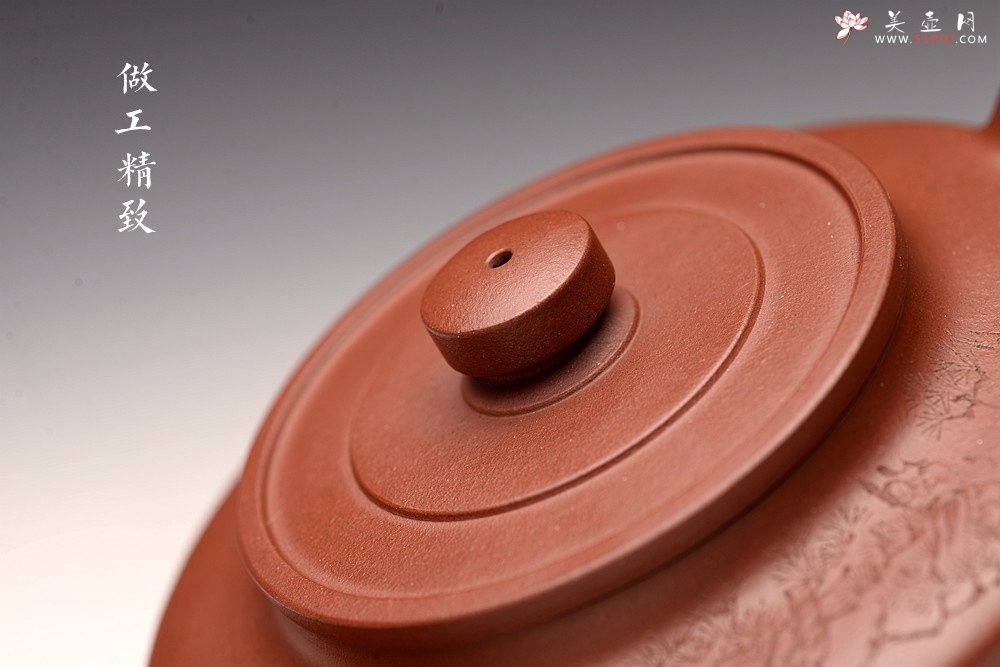 紫砂壶图片：储俊伟丙申夏全手摹古 曼生周盘 端庄素雅 国师实力派赵辉装饰 精工 - 宜兴紫砂壶网