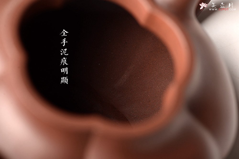 紫砂壶图片：酒虎丙申夏精心之作 大气磅礴 全手工上合桃 做工精致 高峻挺拔 - 宜兴紫砂壶网