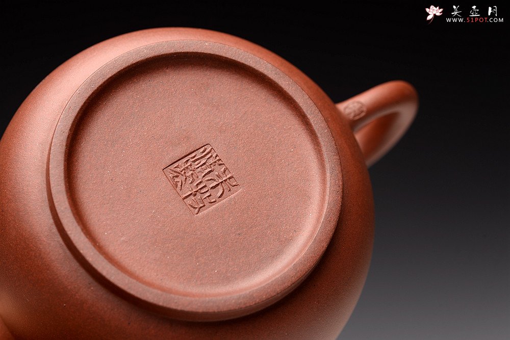 紫砂壶图片：朱牧清精致作品 宫灯 古朴文气 炮管直流 杀茶利器 - 宜兴紫砂壶网