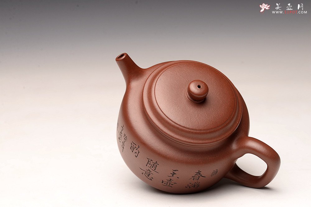 紫砂壶图片：国工师张云熙作品 温文尔雅 德中 传统经典 - 宜兴紫砂壶网