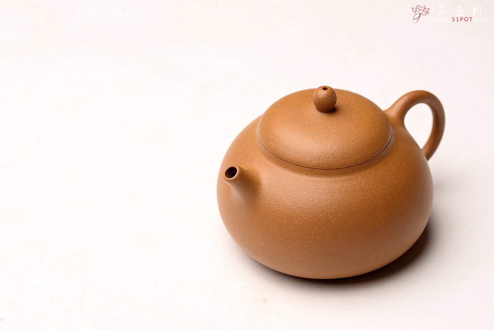 紫砂壶图片：周路健丙申夏全手薄胎 娇小迷人 马景辉款式 全手工西施    - 宜兴紫砂壶网