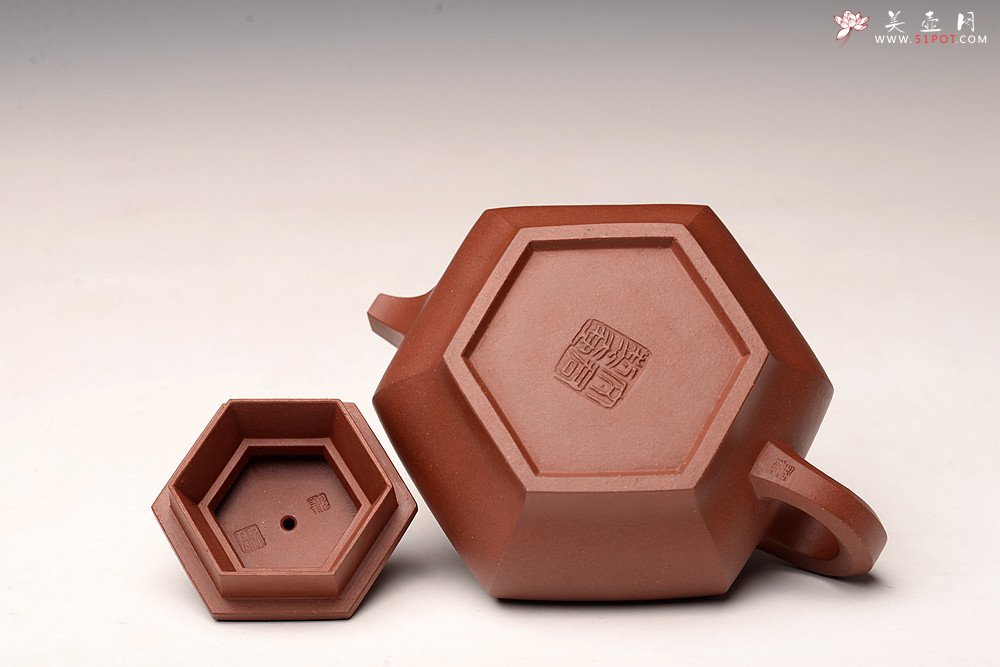 紫砂壶图片：干净利索 实用佳品 全手小珍六方 精工实力派 - 宜兴紫砂壶网
