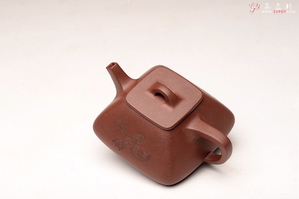 紫砂壶图片：强强联合 国师和石装饰 文气简约  全手四方瓢 精道实用 - 宜兴紫砂壶网