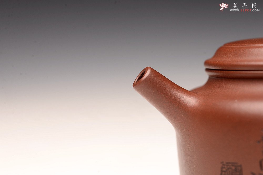 紫砂壶图片：国工师张云熙作品 温文尔雅 德中 传统经典 - 宜兴紫砂壶网