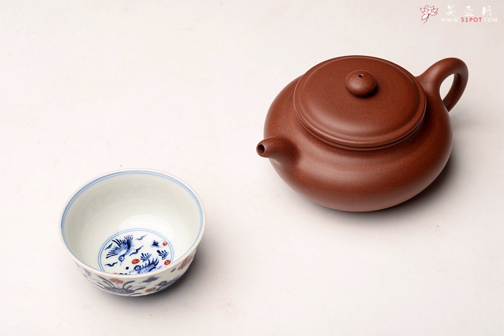 紫砂壶图片：顾小英丙申夏新作 形神兼备 传统经典 全手扁腹 推荐~ - 宜兴紫砂壶网