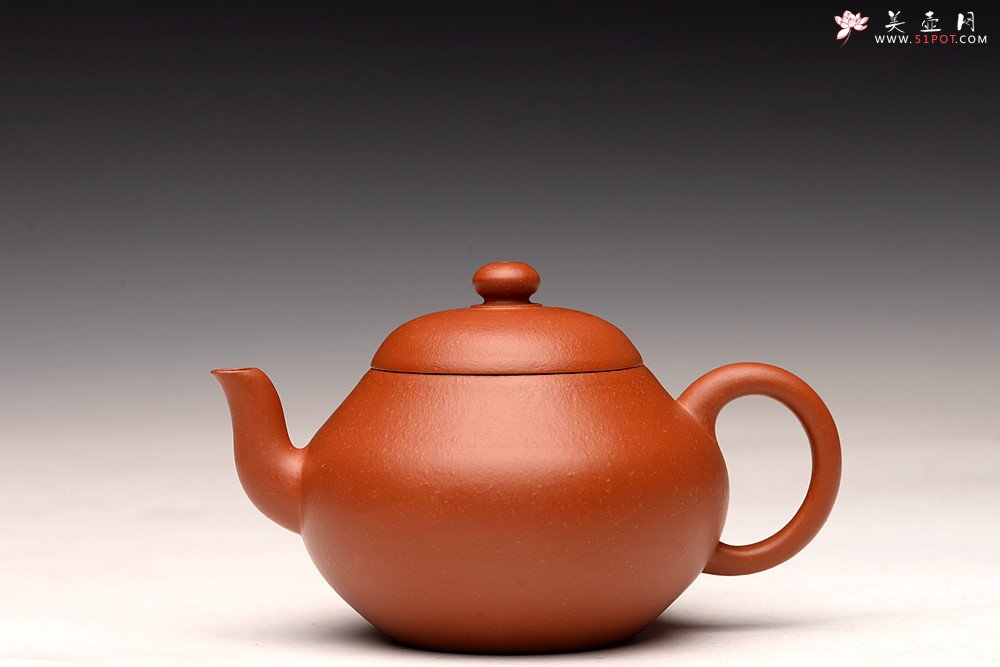 紫砂壶图片：徐亚春丙申秋新作 全手摹古梨形  耐品韵味足  - 宜兴紫砂壶网