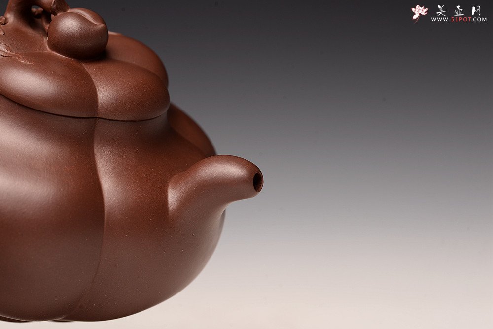 紫砂壶图片：酒虎丙申夏精心之作 大气磅礴 全手工上合桃 做工精致 高峻挺拔 - 宜兴紫砂壶网
