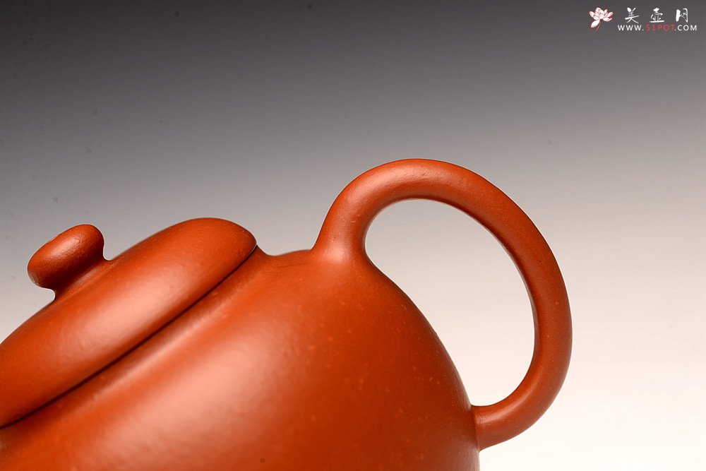 紫砂壶图片：徐亚春丙申秋全手新作 圆亭 敦厚可人 杀茶利器 - 宜兴紫砂壶网