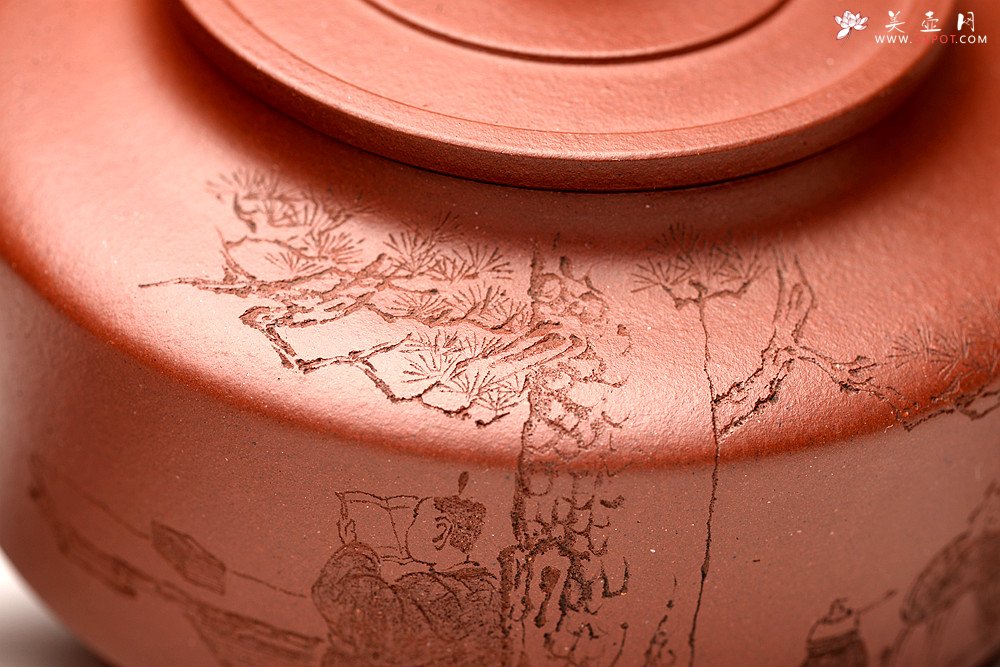 紫砂壶图片：储俊伟丙申夏全手摹古 曼生周盘 端庄素雅 国师实力派赵辉装饰 精工 - 宜兴紫砂壶网