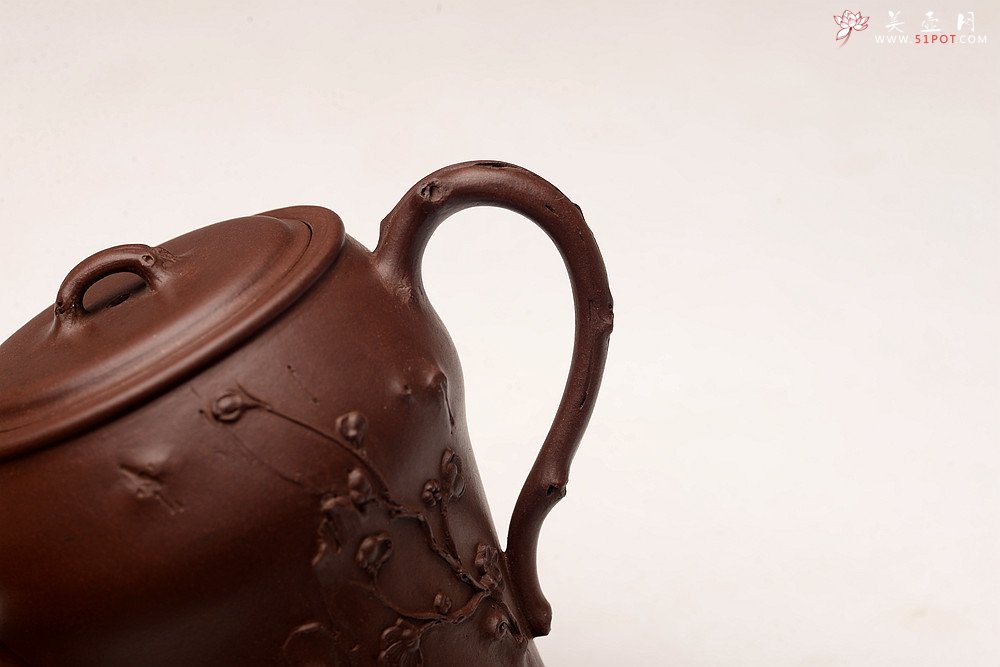 紫砂壶图片：潘丹初丙申秋全手作品 精致梅花 秀雅得趣 咏梅 做工严谨 - 宜兴紫砂壶网