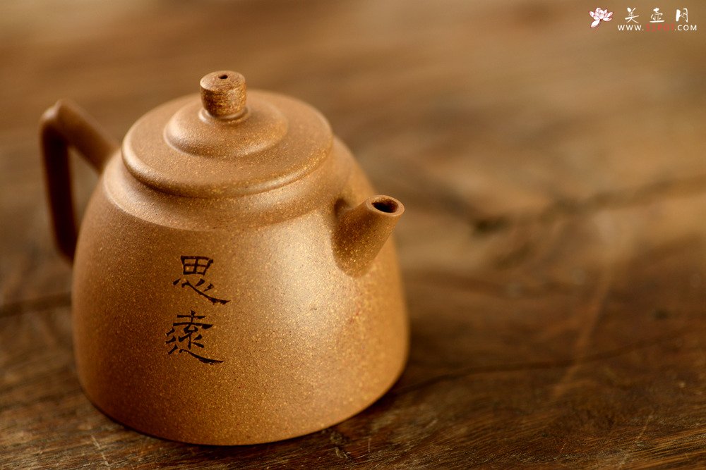 紫砂壶图片：唐文丙申夏新作 游心堂主人装饰 文气有趣  彩段秦钟 - 宜兴紫砂壶网