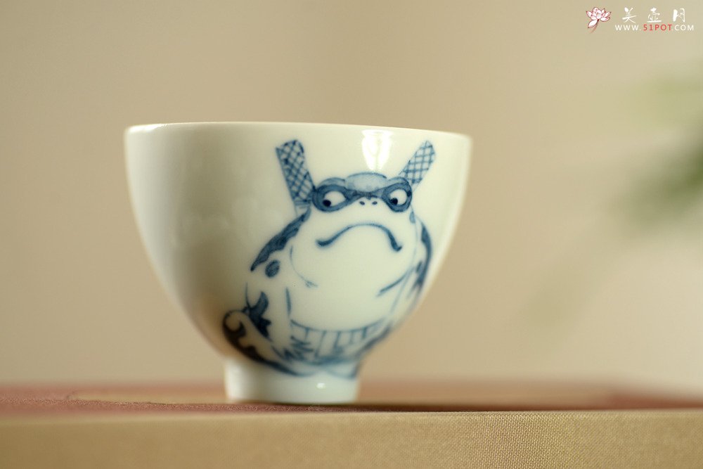 紫砂壶图片：大生（姜寅）玩瓷 青花龍系列 趣味十足 ~ 品茗对杯 送礼自藏均佳 - 宜兴紫砂壶网