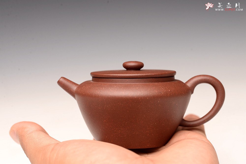 紫砂壶图片：詹黎明丙申秋 灵感之作 颇具玩味 精致小钢炮~ 全手卧禅 - 宜兴紫砂壶网