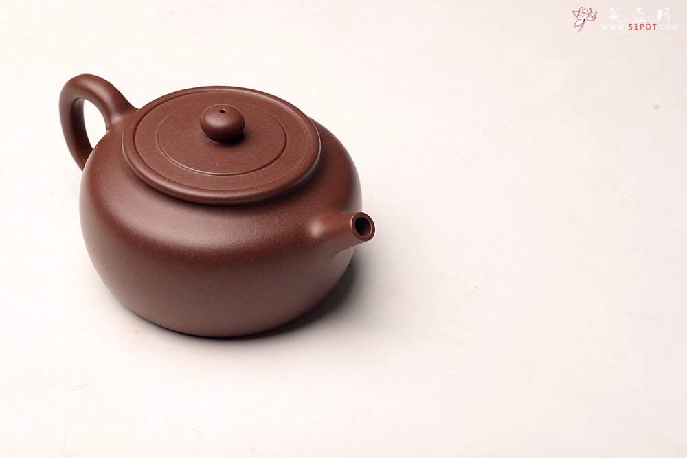 紫砂壶图片：炮管经典 油润原矿底槽青 全手圆璧 传统功力 - 宜兴紫砂壶网